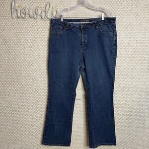 St. Johns Bay Woman Boot Cut Secretly Slender Cotton Lightweight Jeans Size 22W